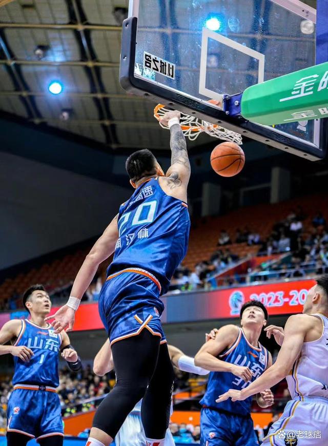 KAIYUN -包含风云突变！斯图加特集结日战术微调；CBA常规赛版图或变；引发热议；年轻球员得到机会的词条